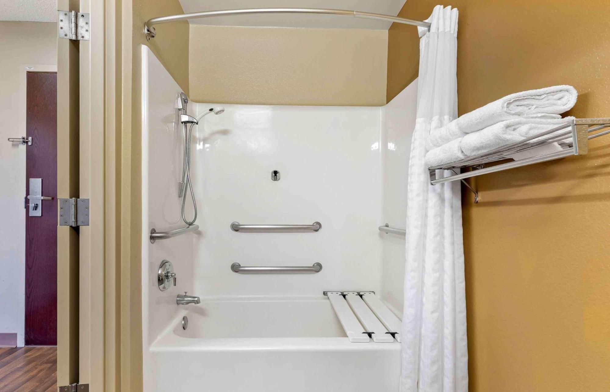 Extended Stay America Suites - Fort Lauderdale - Cypress Creek - Nw 6Th Way מראה חיצוני תמונה