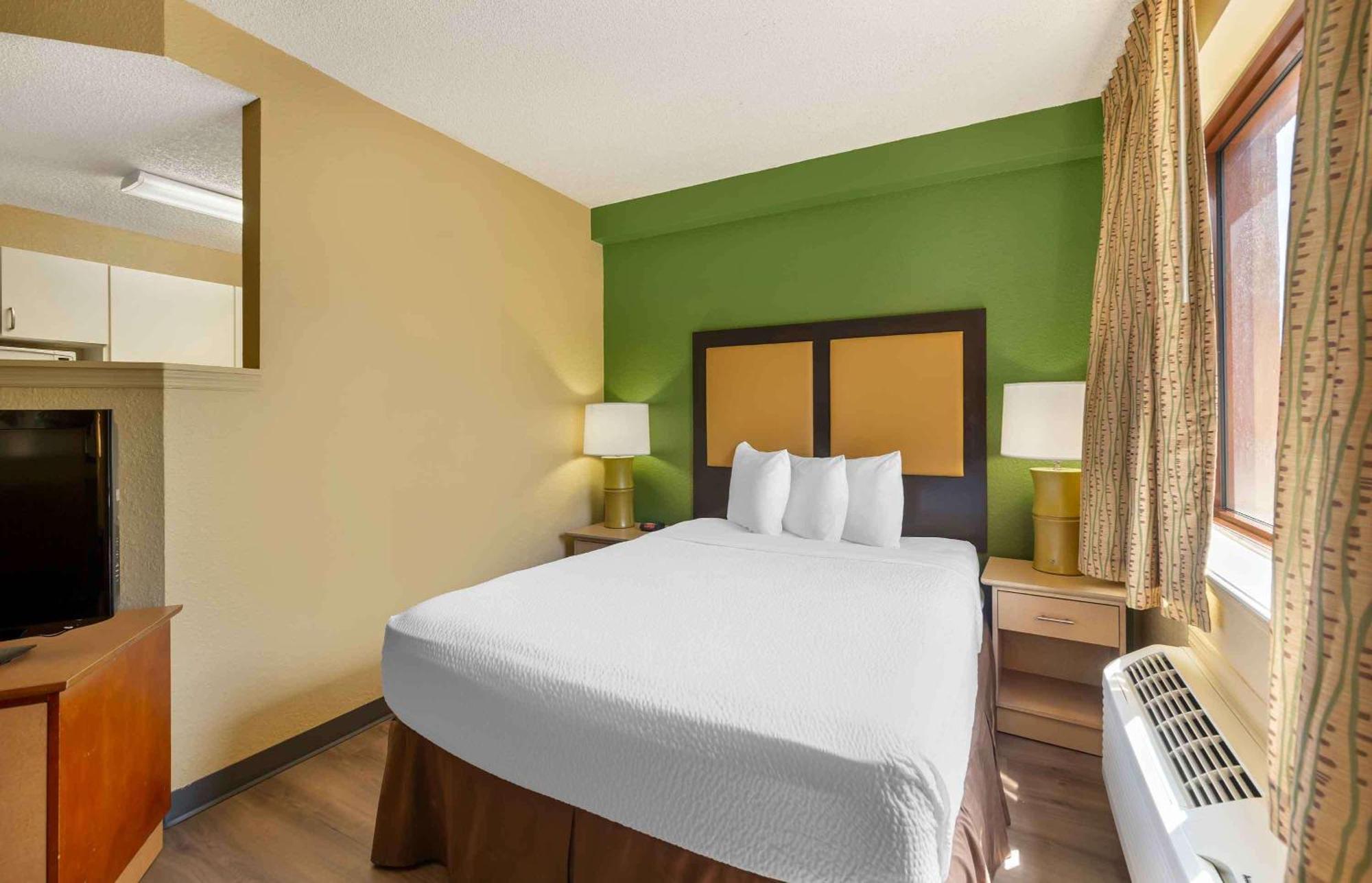 Extended Stay America Suites - Fort Lauderdale - Cypress Creek - Nw 6Th Way מראה חיצוני תמונה
