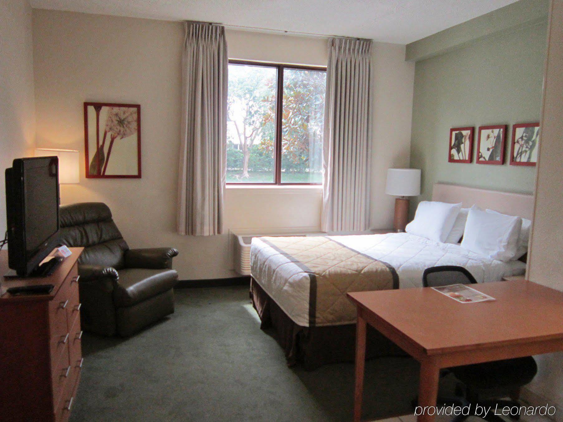 Extended Stay America Suites - Fort Lauderdale - Cypress Creek - Nw 6Th Way מראה חיצוני תמונה